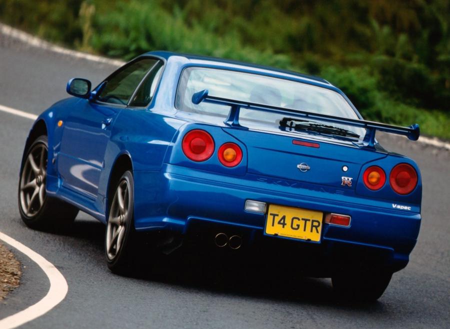 Nissan Skyline GT-R V-spec 1999 года  (фото 7 из 36)